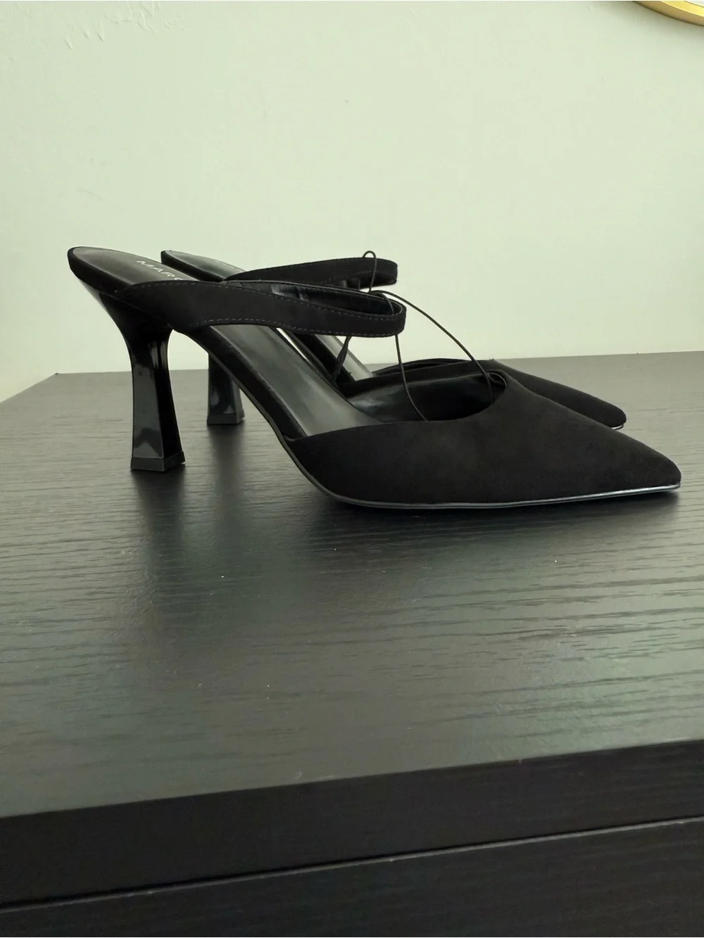 Marc Fisher Black Pointed Slingback Heels